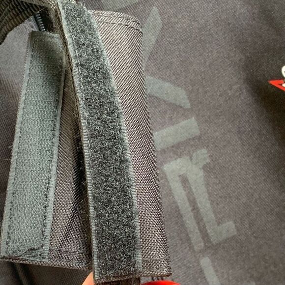 Wilson Bag Unisex 15.5” USPTA Triad Black Tennis Gym Shoulder Travel Case - Picture 12 of 13